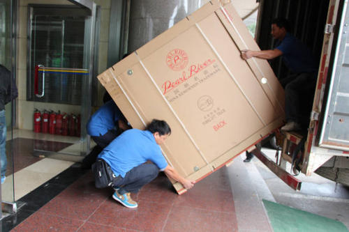 石河镇钢琴贵重工艺品无忧运
